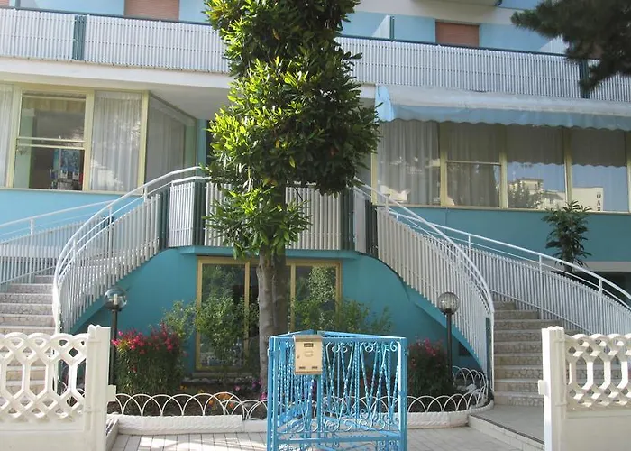 Primula Azzurra Hotel 3*