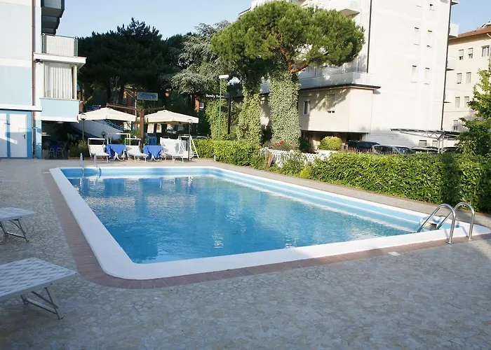 Hotell Primula Azzurra 3*